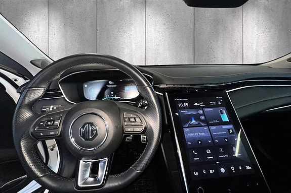 MG Marvel R 11 of 12