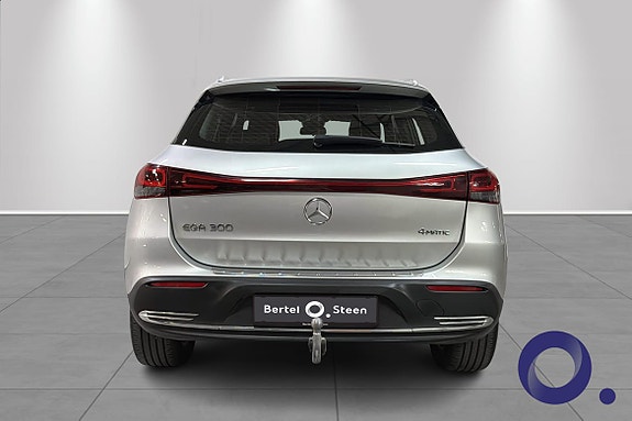 Mercedes-Benz EQA300 4 of 5