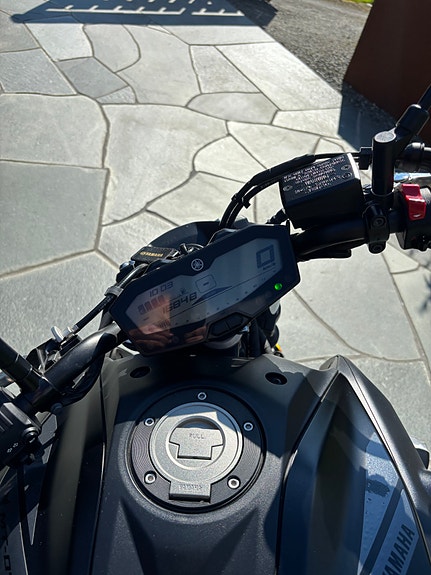 Yamaha MT-07 4 of 5