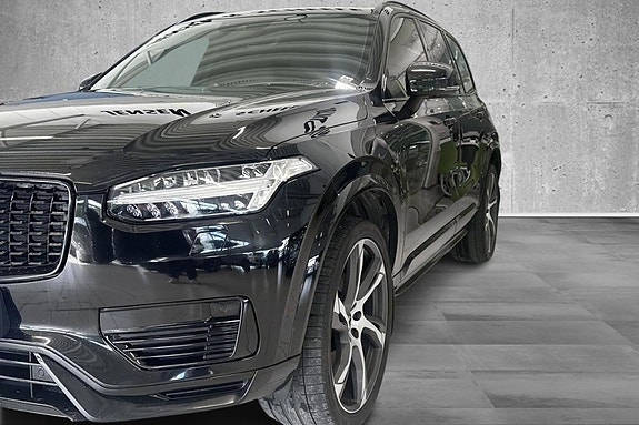 Volvo XC90 5 of 25