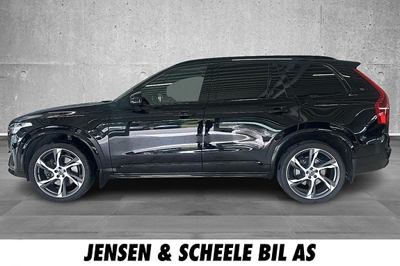 Volvo XC90 6 of 25
