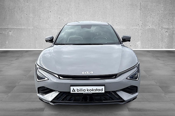 Kia EV6 2 of 5