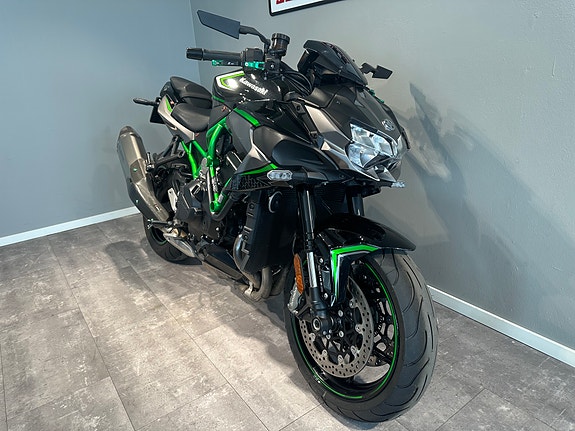 Kawasaki Z H2 3 of 5