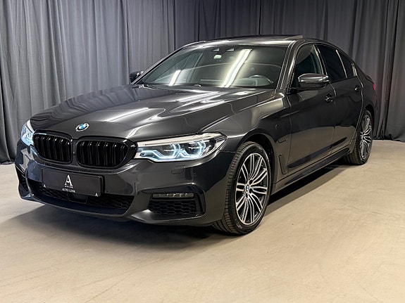 BMW 5-Serie 9 of 30