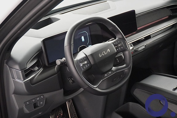 Kia EV9 13 of 30