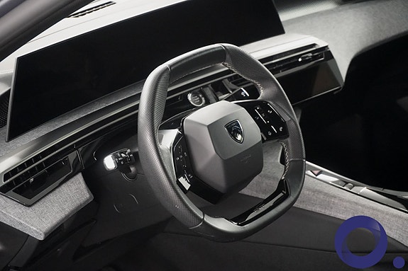Peugeot e-3008 12 of 29