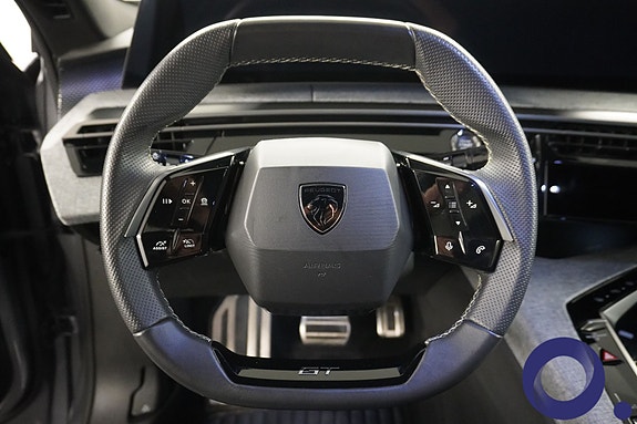 Peugeot e-3008 23 of 29