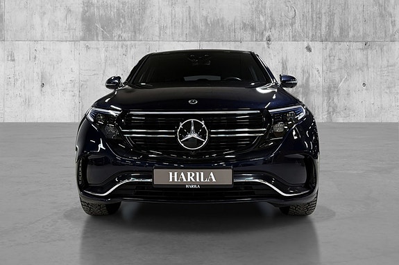 Mercedes-Benz EQC400 4 of 5