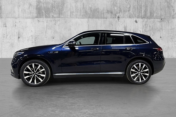 Mercedes-Benz EQC400 3 of 5