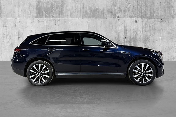 Mercedes-Benz EQC400 5 of 5