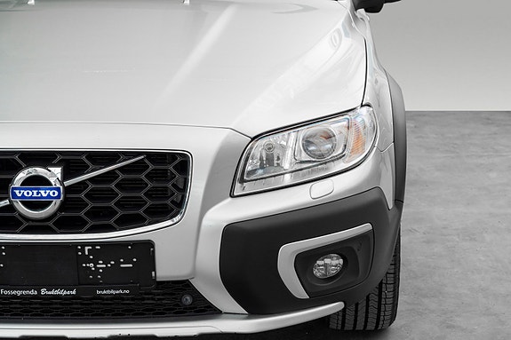 Volvo XC70 4 of 5