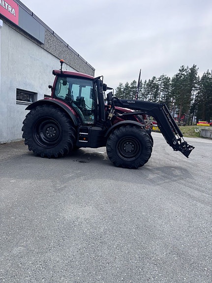 Valtra Valtra N175 Versu 2024, kr 1 690 000,-