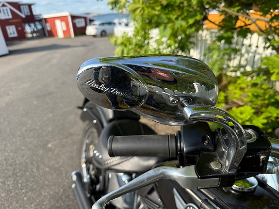 Harley-Davidson FLSTF - Fat Boy 2 of 5