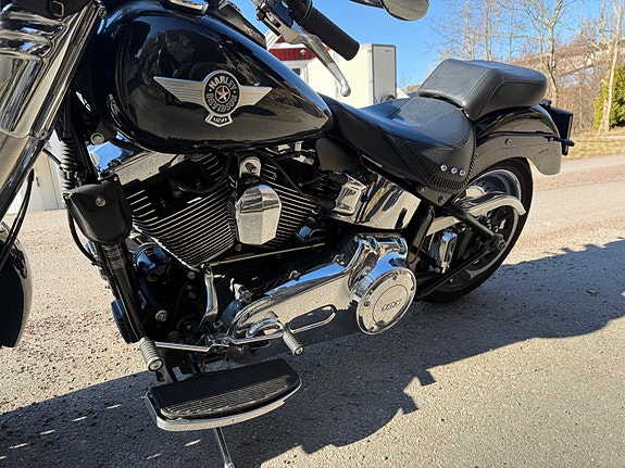 Harley-Davidson FLSTF - Fat Boy 3 of 5