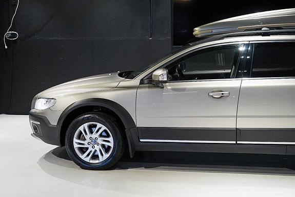 Volvo XC70 4 of 5