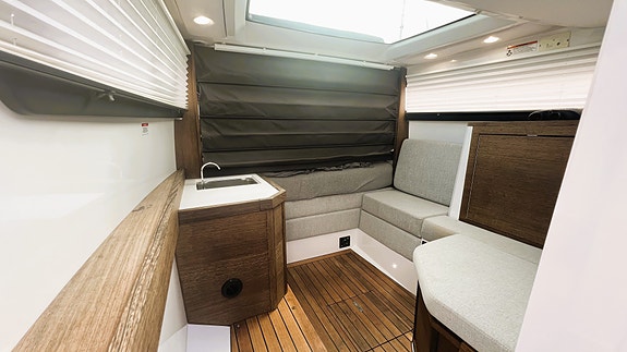 GODT UTSTYRT: Axopar 37 Cabin - Radar -Vannskibøyle - Rails på tak: GI BUD!! 29 of 30