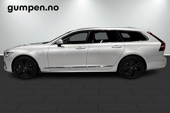 Volvo V90 2 of 5
