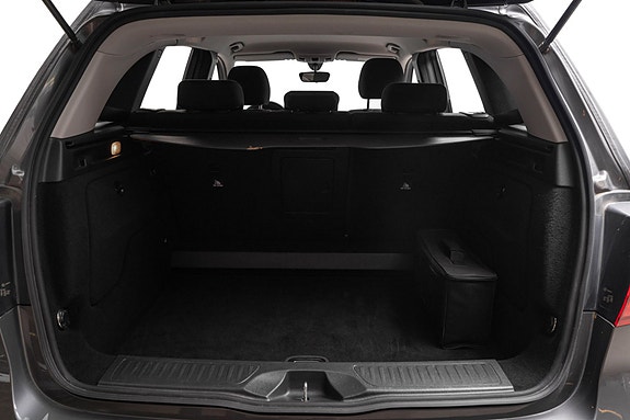 Mercedes-Benz B250 e 21 of 23