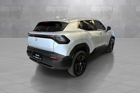 Toyota Urban Cruiser 5 of 30