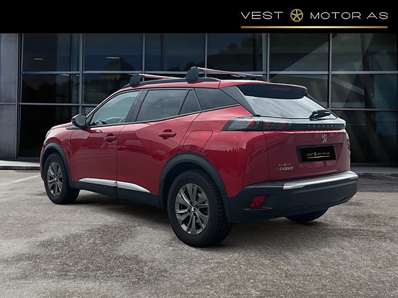 Peugeot e-2008 5 of 5