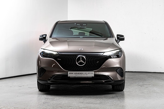 Mercedes-Benz EQE SUV 3 of 5