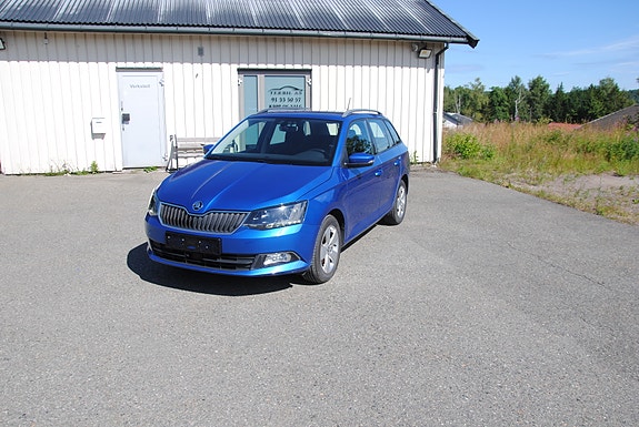 Skoda Fabia 2 of 19