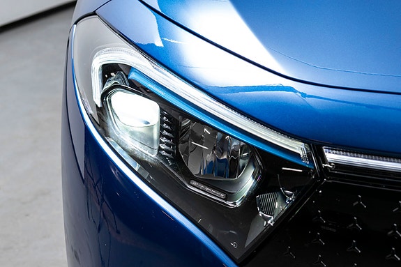 Mercedes-Benz EQA250 4 of 5