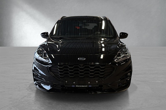 Ford Kuga 3 of 5