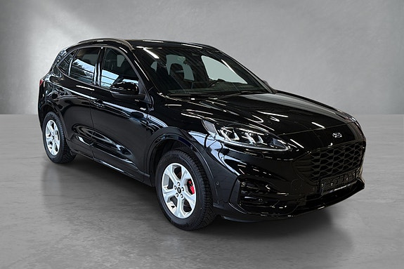 Ford Kuga 2 of 5