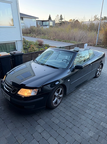 Saab 9-3 2 of 8
