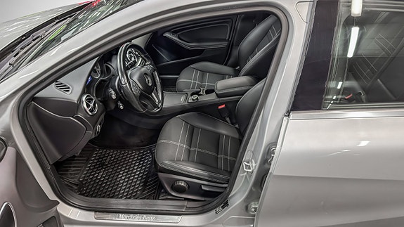 Mercedes-Benz A200 d 10 of 30