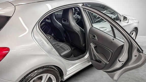Mercedes-Benz A200 d 23 of 30