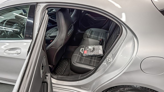Mercedes-Benz A200 d 22 of 30