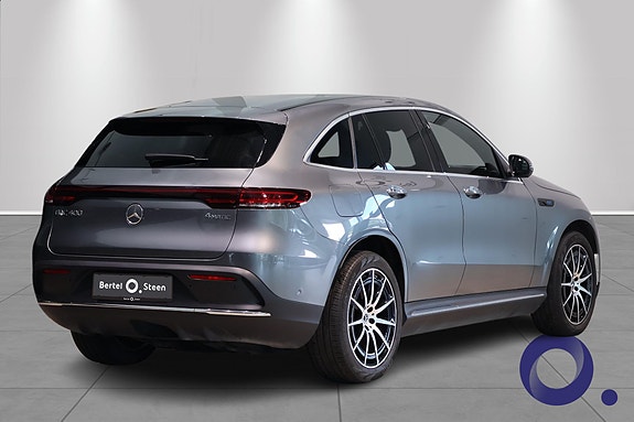 Mercedes-Benz EQC400 4 of 5