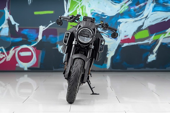 KTM Brabus 1300 R Edition 23 Carbon Black 1 av 145 Collector Bike 4 of 18