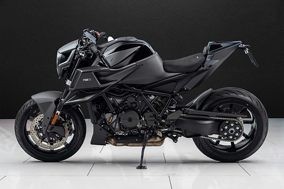 KTM Brabus 1300 R Edition 23 Carbon Black 1 av 145 Collector Bike 5 of 18
