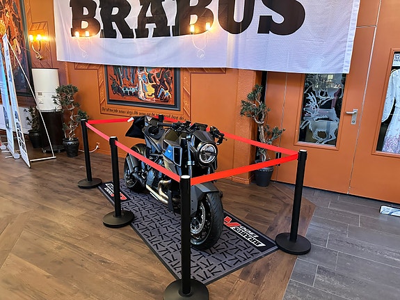KTM Brabus 1300 R Edition 23 Carbon Black 1 av 145 Collector Bike 15 of 18