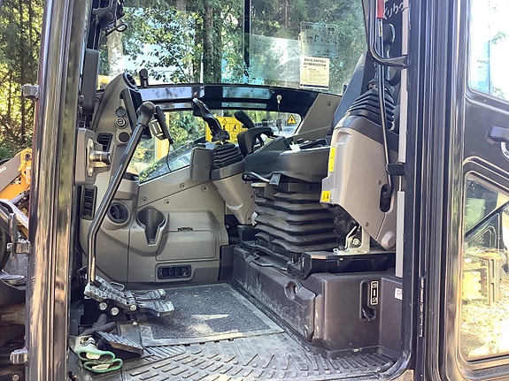 Kubota KX060-5 7 of 10
