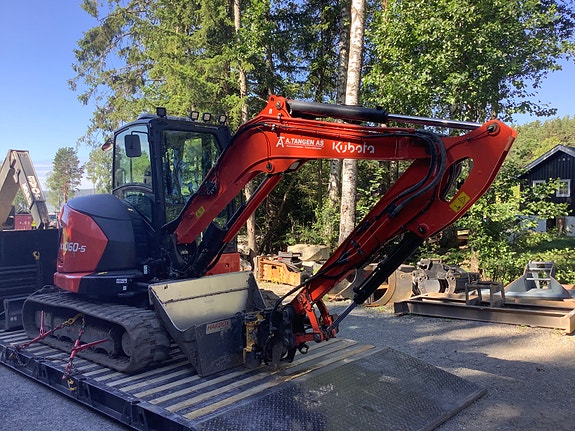 Kubota KX060-5 3 of 10