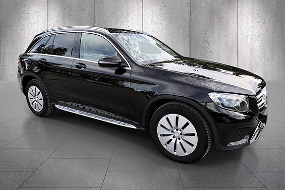 Mercedes-Benz GLC350 e 5 of 5