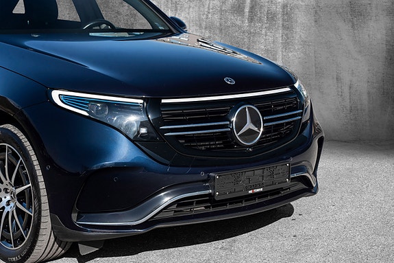Mercedes-Benz EQC400 5 of 5