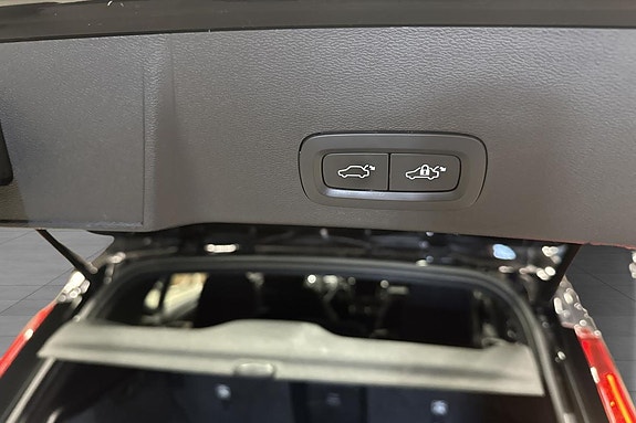 Volvo XC40 21 of 24