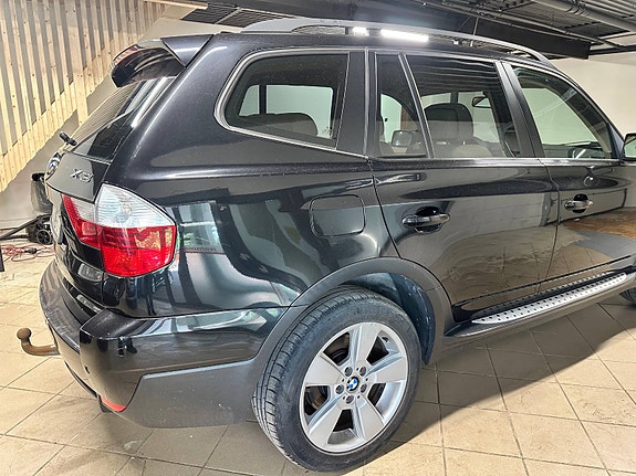 BMW X3 5 of 5