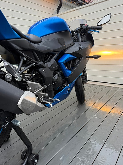 Kawasaki Ninja 125 5 of 15
