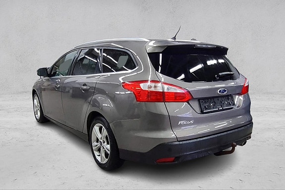 Ford Focus 3 of 5