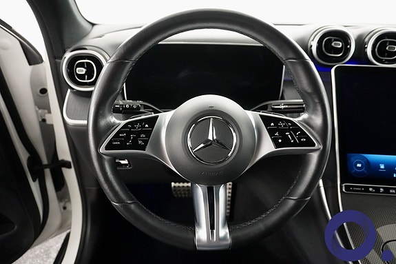 Mercedes-Benz GLC300 e 23 of 30