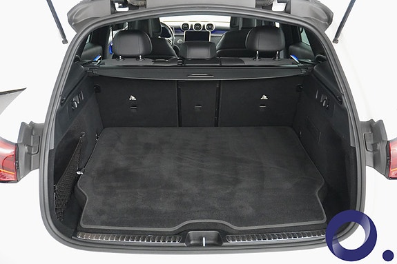 Mercedes-Benz GLC300 e 27 of 30