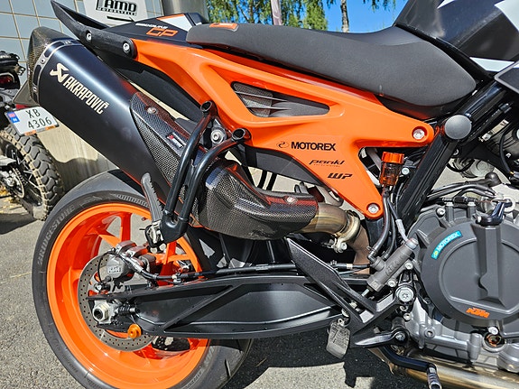 KTM 890 Duke 5 of 15