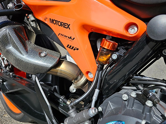 KTM 890 Duke 6 of 15