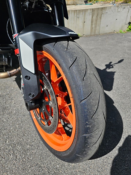 KTM 890 Duke 3 of 15